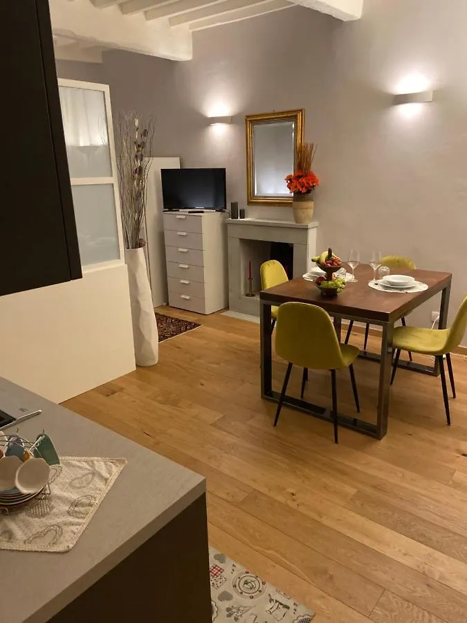 Apartment Sisters'Home Cortona Italy